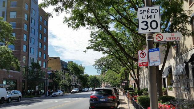 30-mph-chicago-ave-sign-20170902_112213